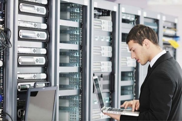 Thuê máy chủ riêng là cách giúp doanh nghiệp hoàn toàn kiểm soát máy chủ